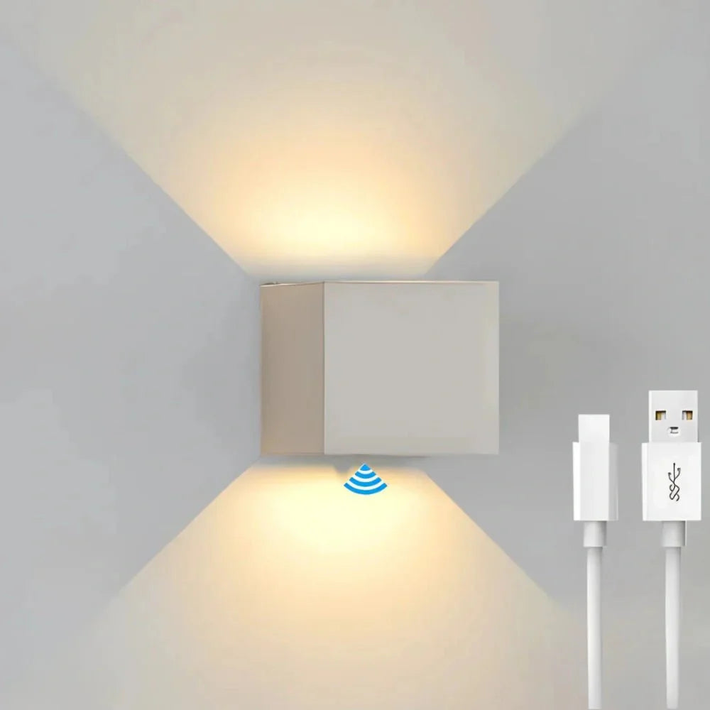 Adjustable Wall Light