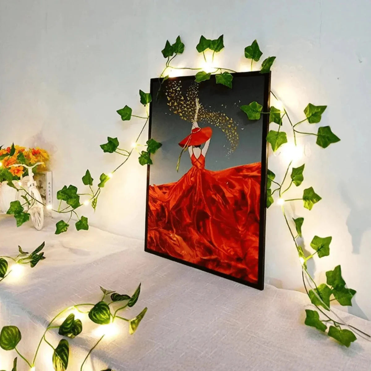 Garland Vine Light