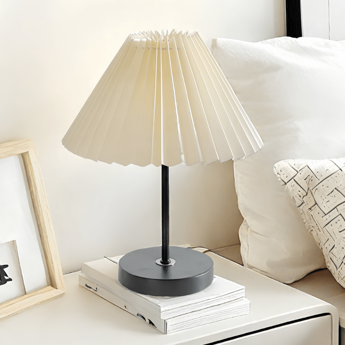 Pleatique™ Table Lamp